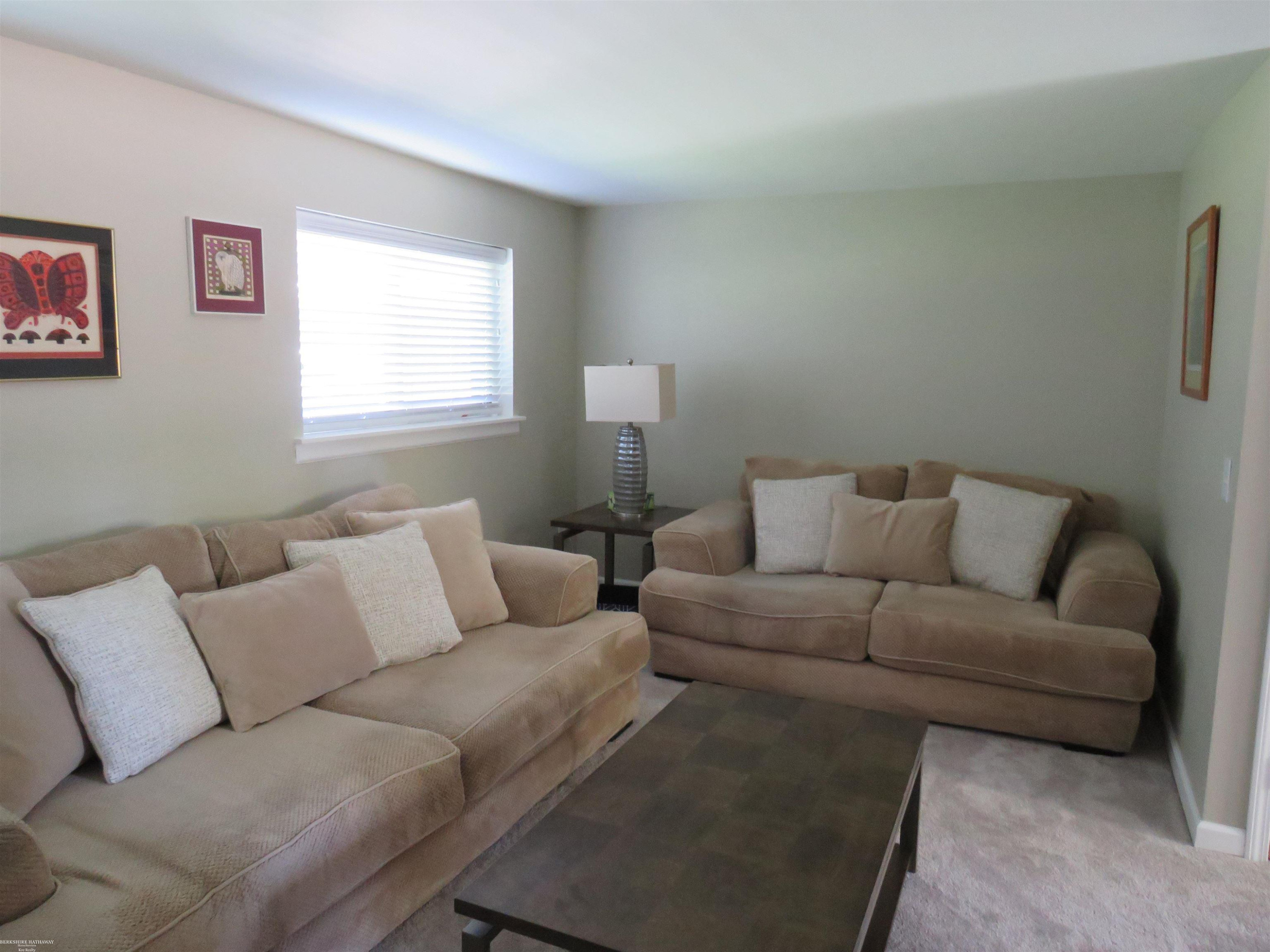 19231 Cooper Street, Clinton Twp, MI 48038 — Photo 11