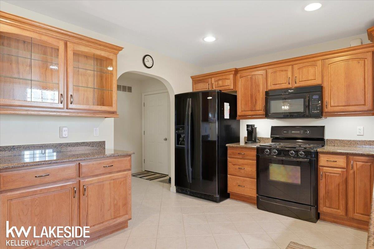 7080 Sax Street, MI 48028 — Photo 15