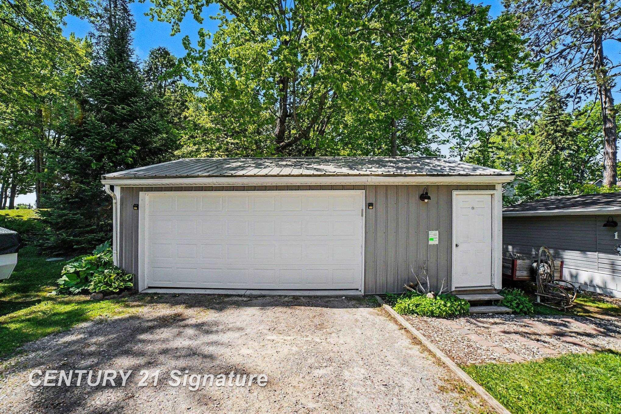 152 Hilda Drive, Farwell, MI 48622 — Photo 4