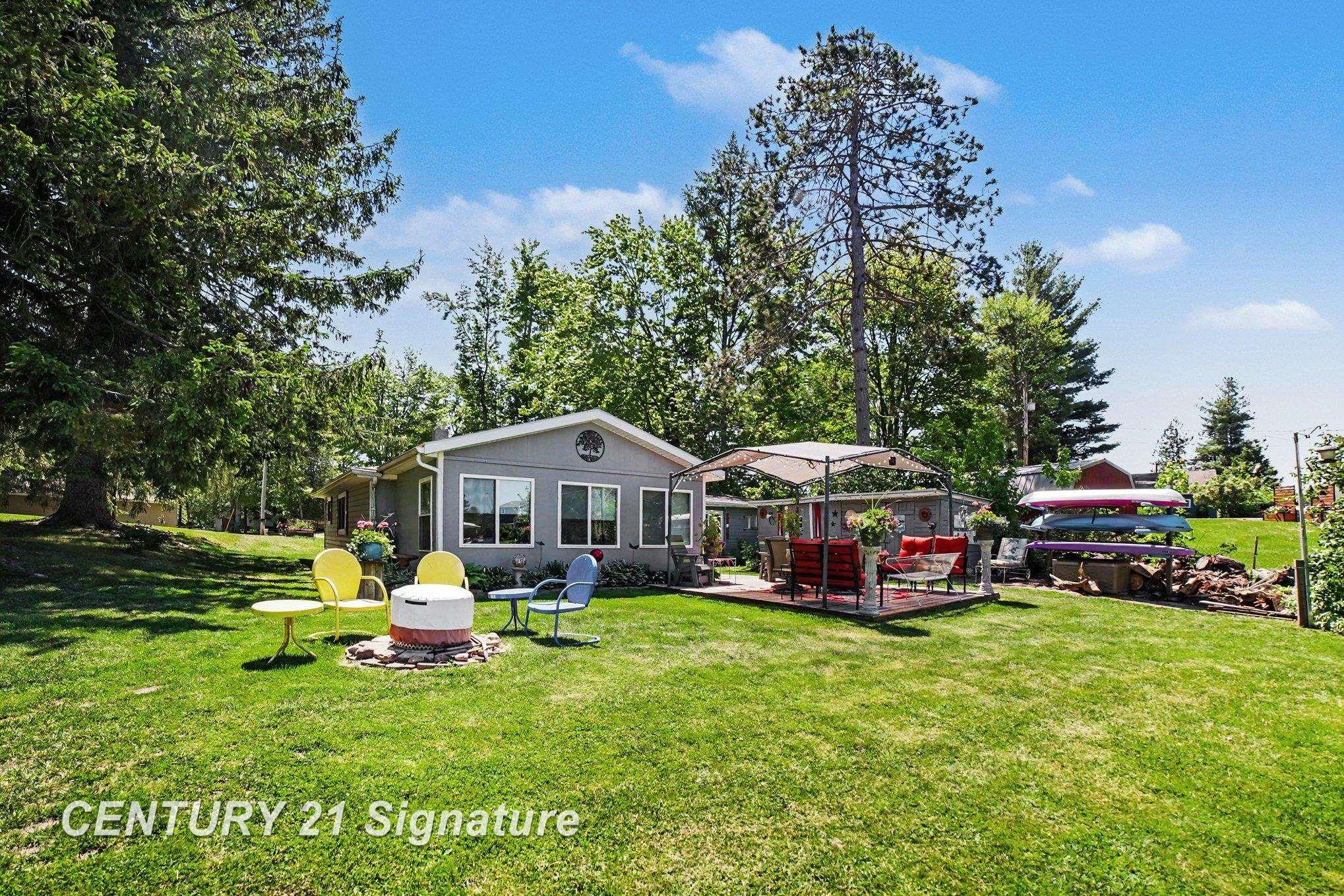 152 Hilda Drive, Farwell, MI 48622 — Photo 22