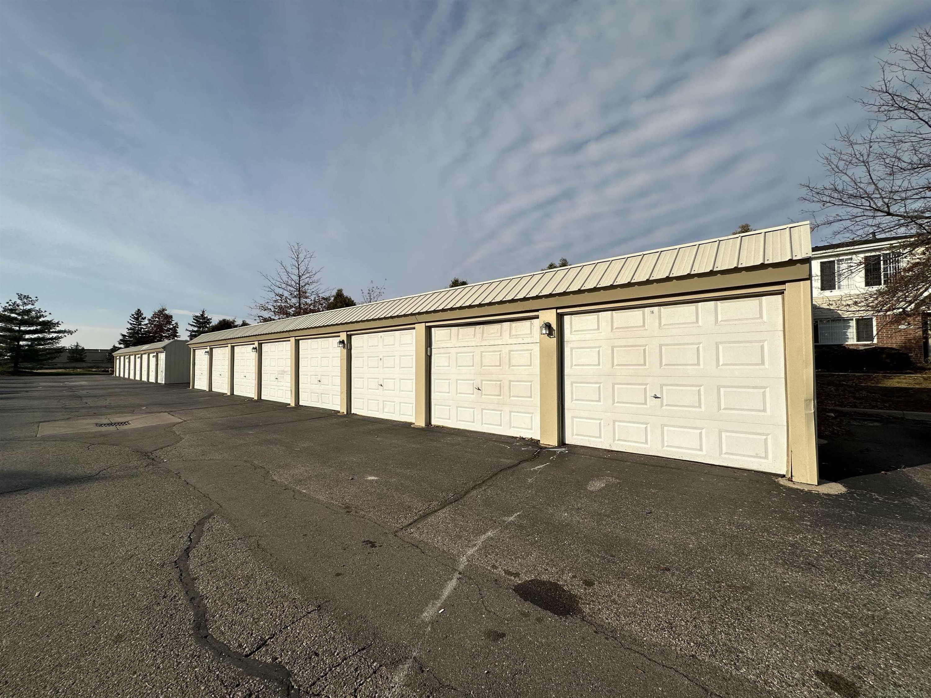 29728 Amy Lane, MI — Photo 3