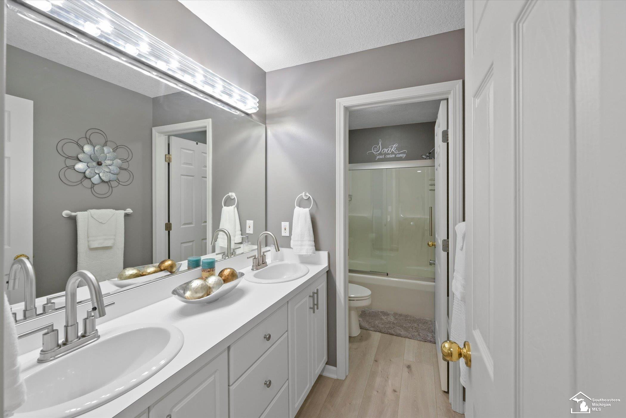 7141 S Valley Circle, Lambertville, MI 48144 — Photo 25