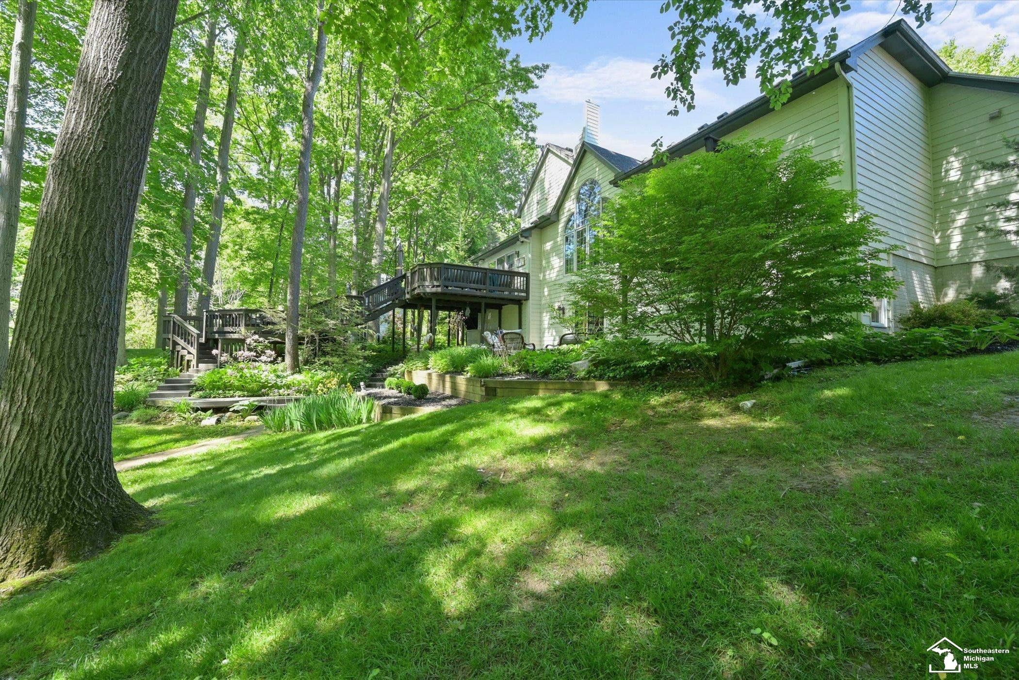 7141 S Valley Circle, Lambertville, MI 48144 — Photo 38