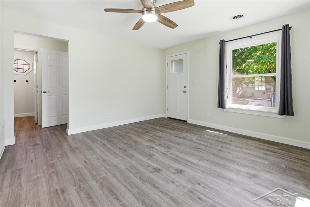 914 W Collins Street, Midland, MI 48640 — Photo 6
