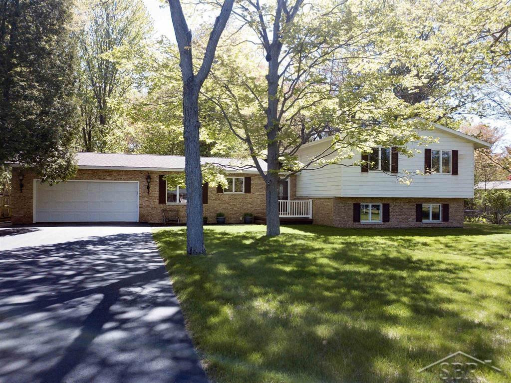 723 S Osborne Drive, Midland, MI 48640 — Photo 2