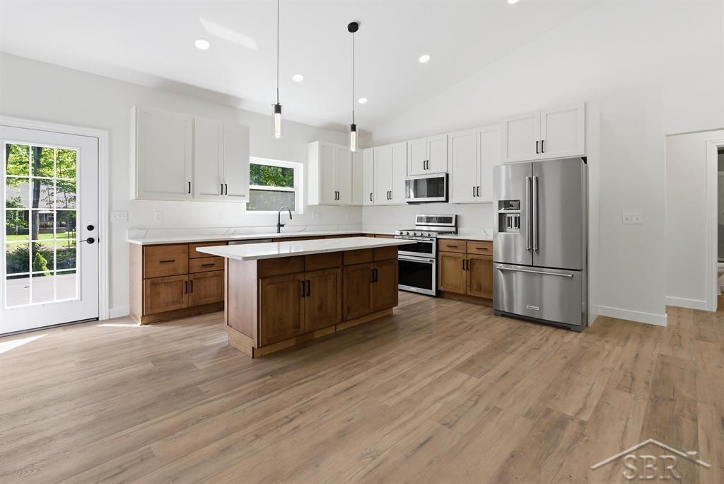 875 S Crooked Tree Lane, Midland, MI 48640 — Photo 4