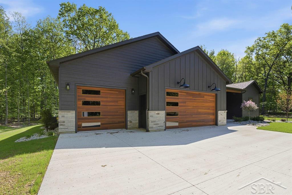 875 S Crooked Tree Lane, Midland, MI 48640 — Photo 27