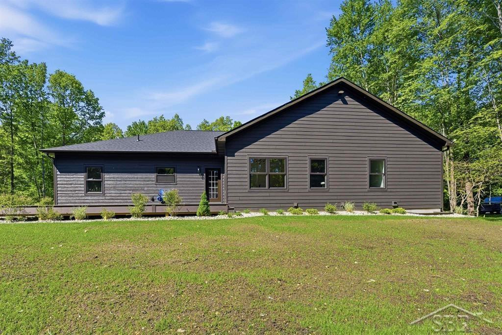 875 S Crooked Tree Lane, Midland, MI 48640 — Photo 30
