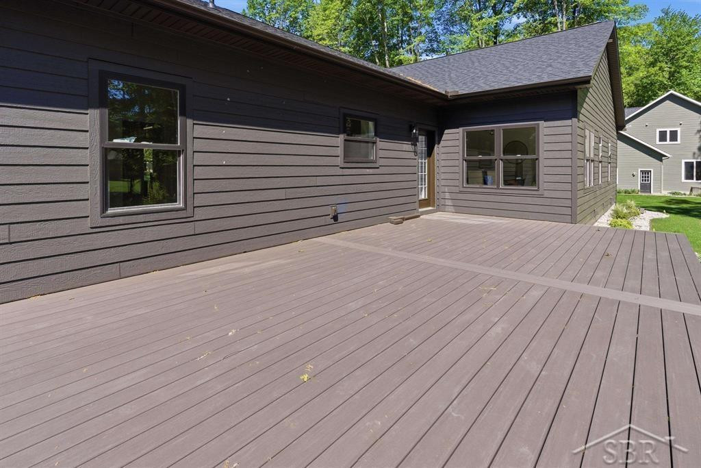 875 S Crooked Tree Lane, Midland, MI 48640 — Photo 32
