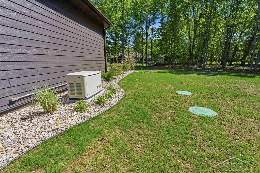 875 S Crooked Tree Lane, Midland, MI 48640 — Photo 33