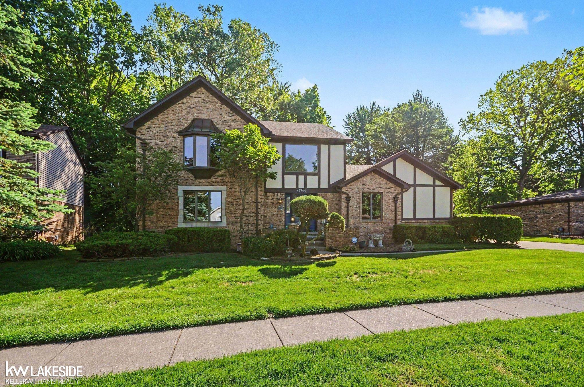 47744 Westlake Drive, Shelby Twp, MI 48315 — Photo 2