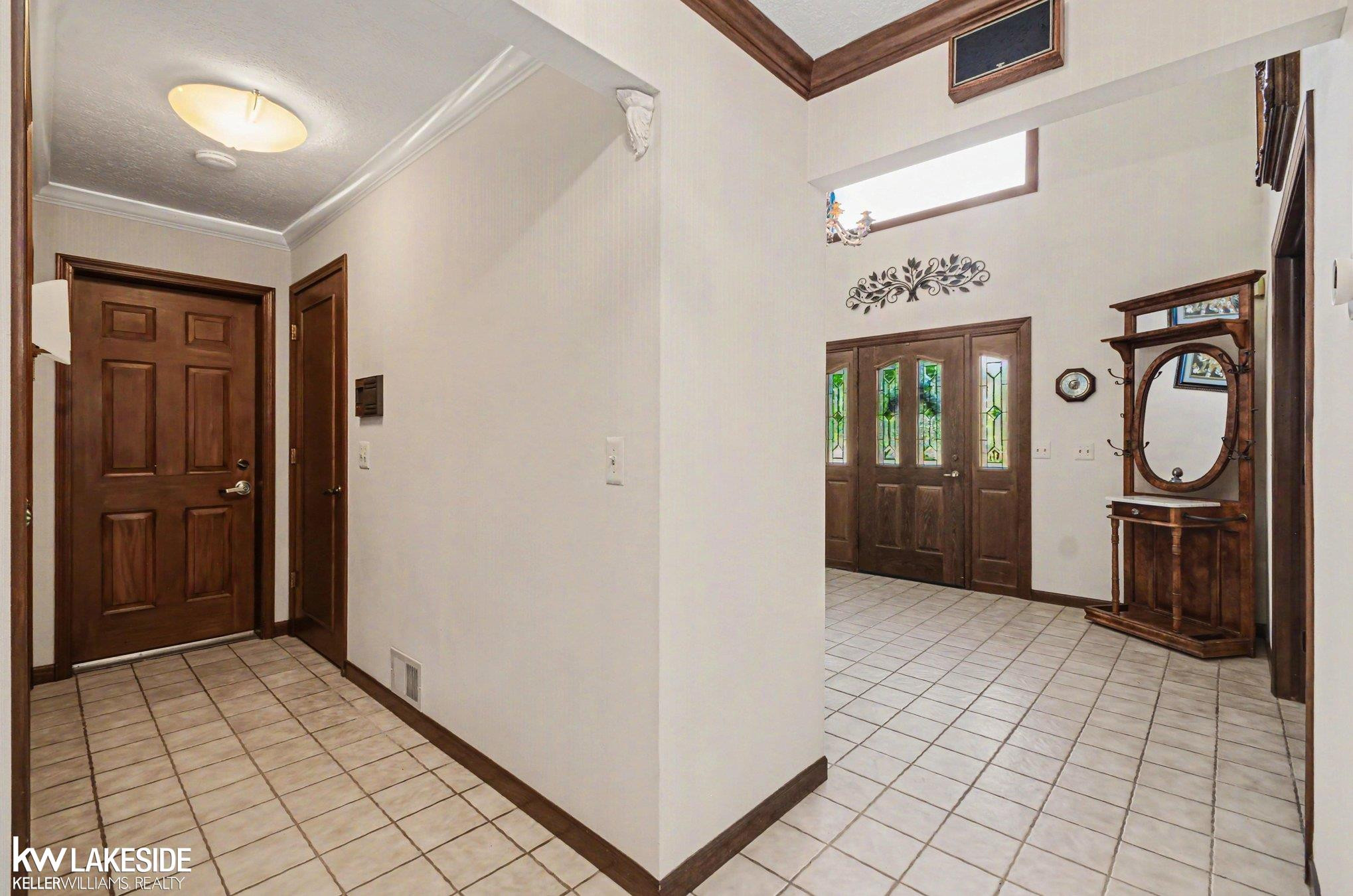 47744 Westlake Drive, Shelby Twp, MI 48315 — Photo 4