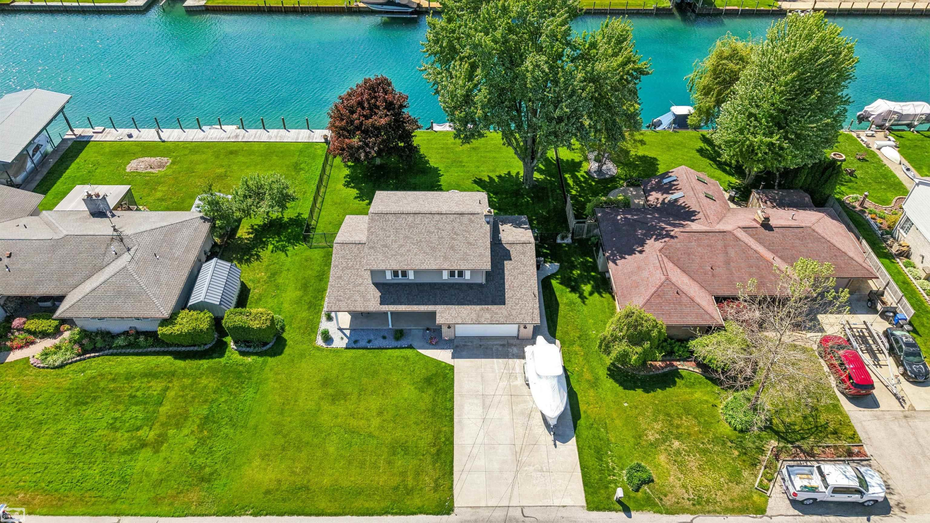 7253 Flamingo Road, Algonac, MI 48001 — Photo 3