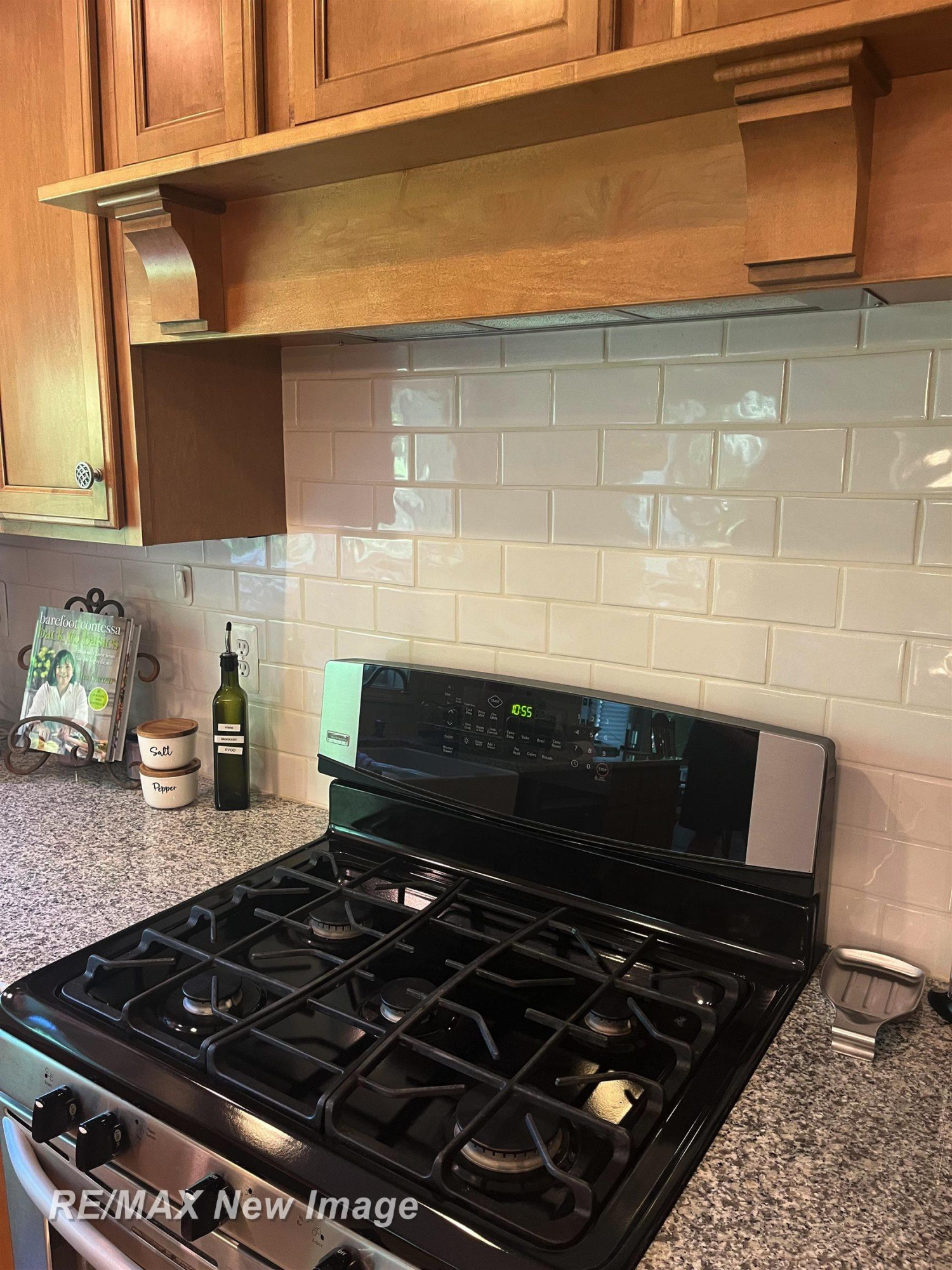 5305 Claremont Street, Midland, MI 48642 — Photo 17