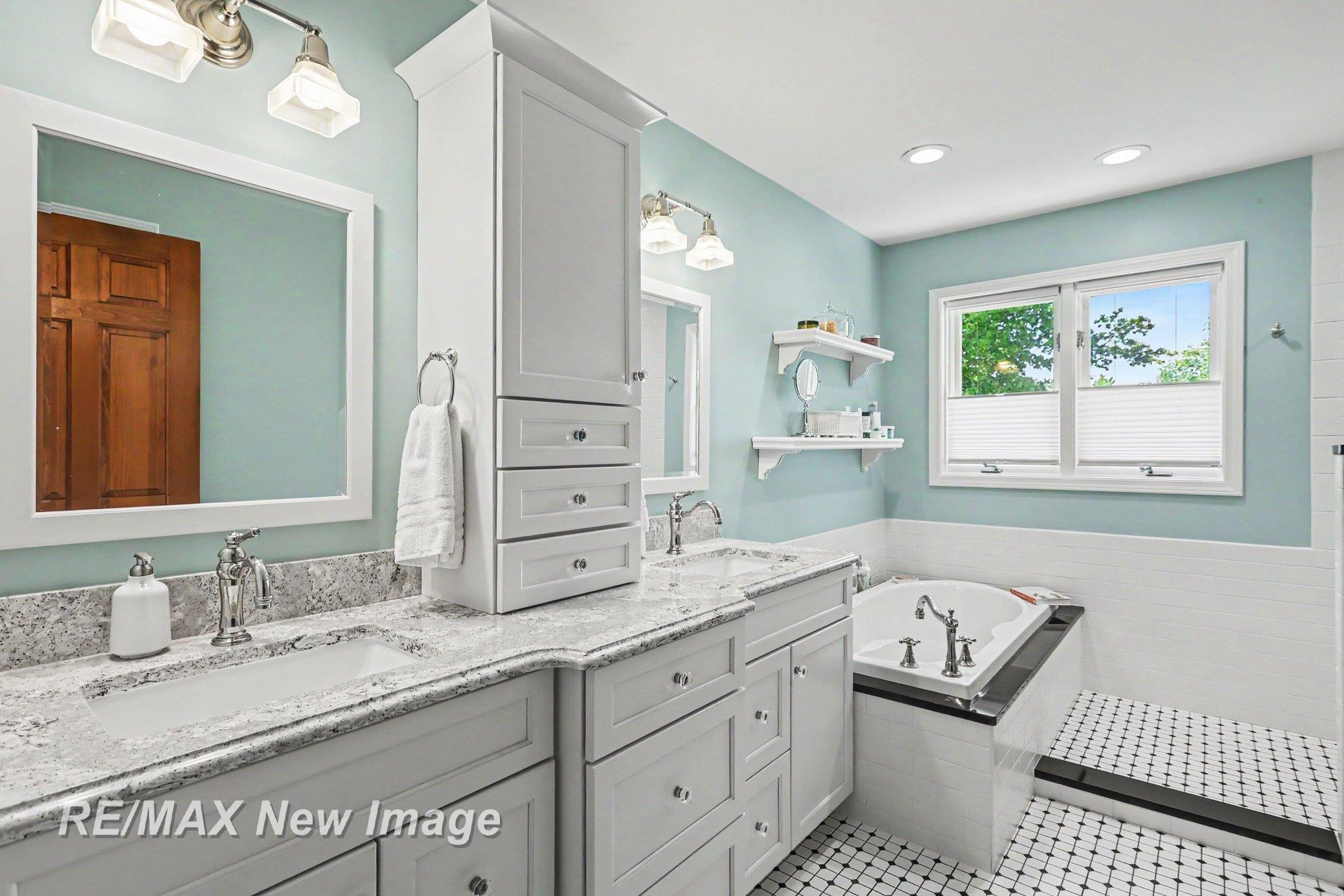 5305 Claremont Street, Midland, MI 48642 — Photo 31