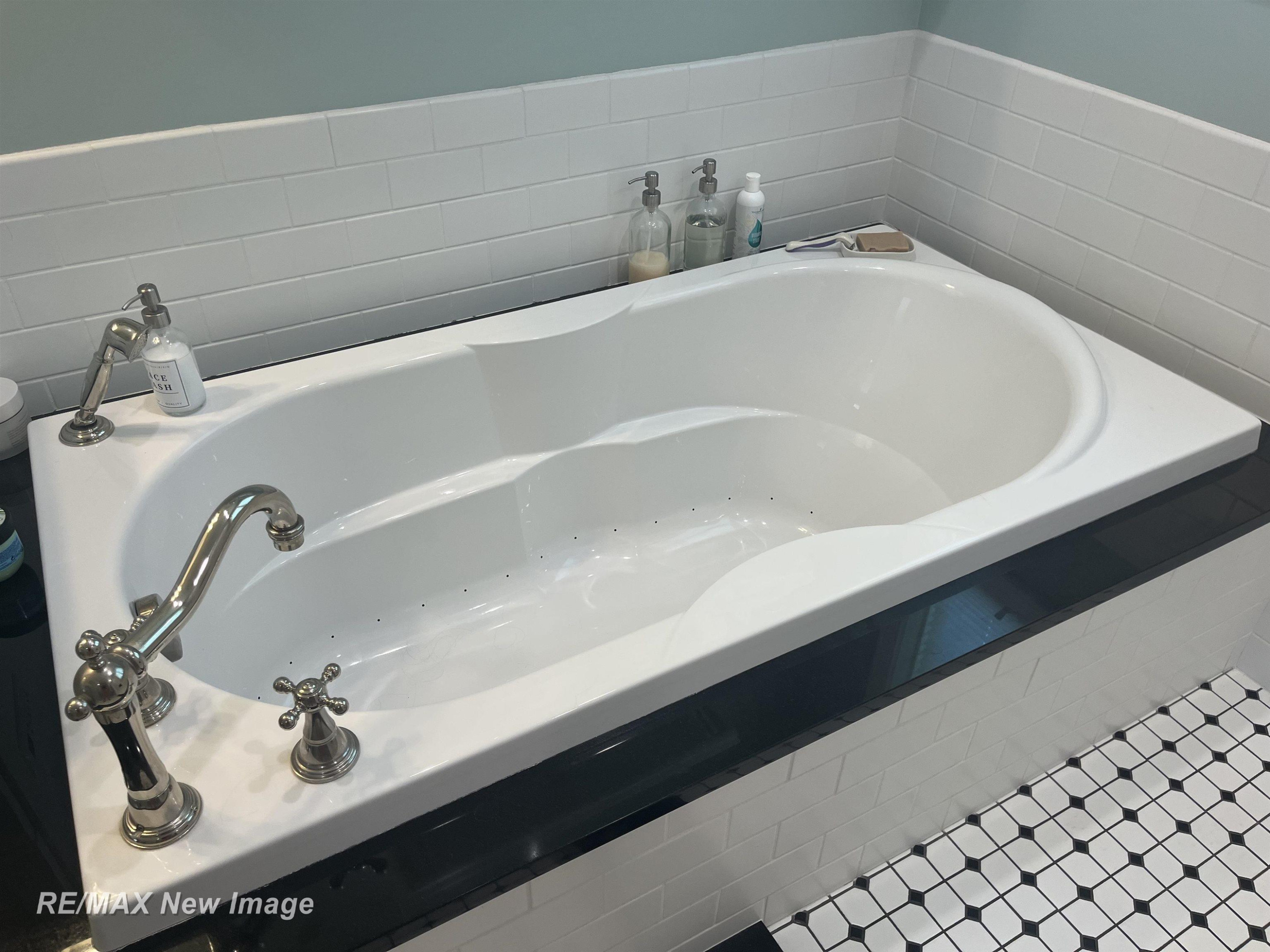5305 Claremont Street, Midland, MI 48642 — Photo 33