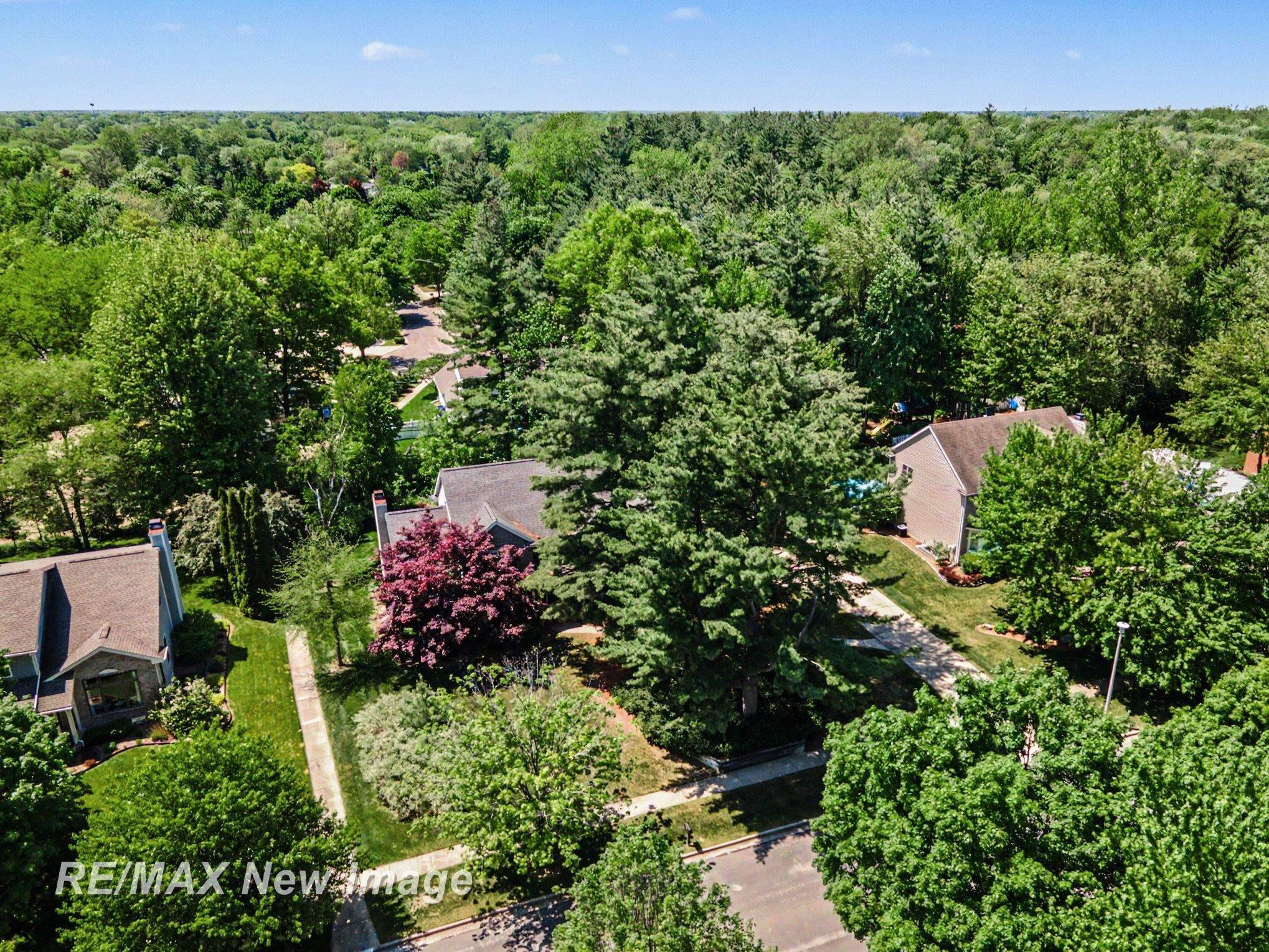 5305 Claremont Street, Midland, MI 48642 — Photo 43