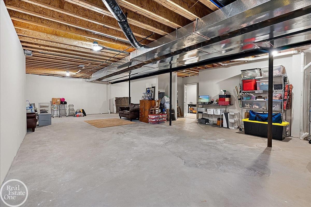 52801 Royal Park Avenue, Unit #6, Shelby Twp, MI 48315 — Photo 41
