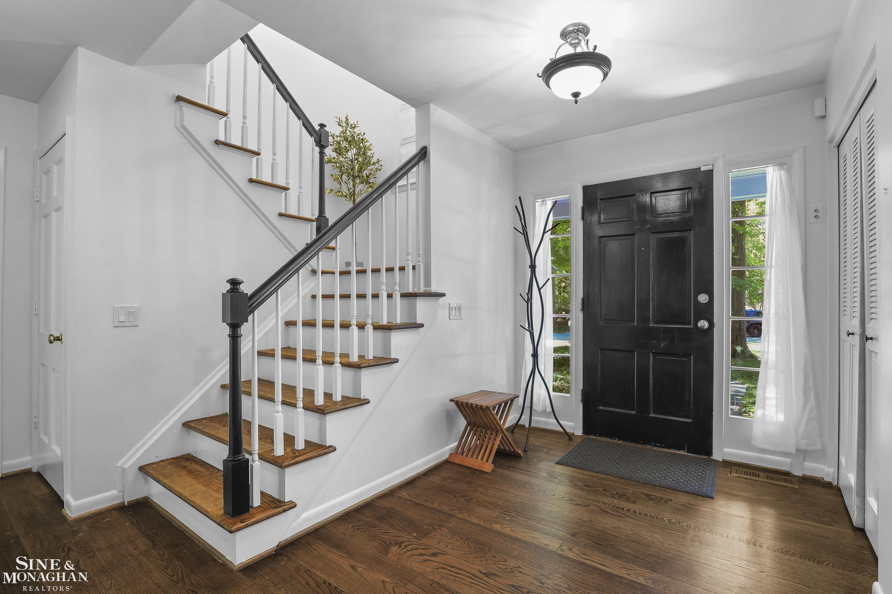 22636 King Richard Court, Beverly Hills, MI 48025 — Photo 3