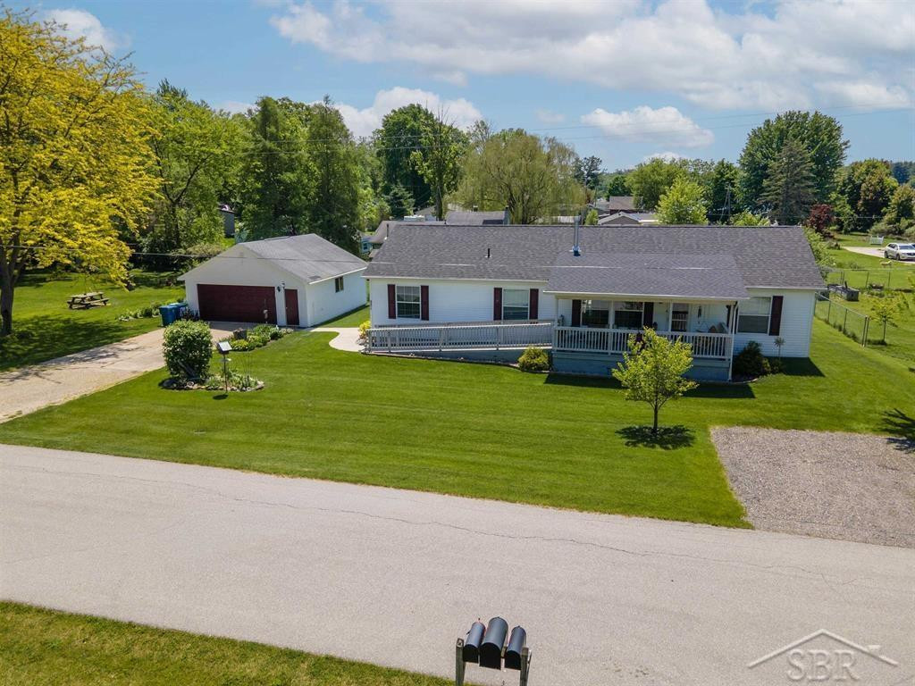 531 W Myrtle Street, Sanford, MI 48657