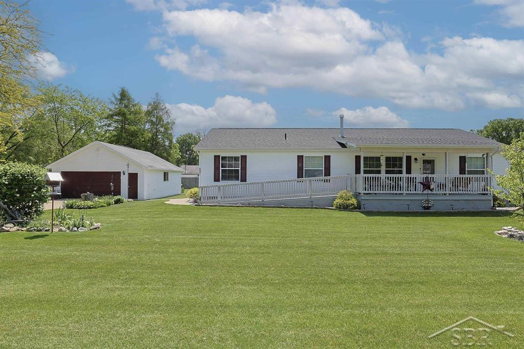 531 W Myrtle Street, Sanford, MI 48657 — Photo 4
