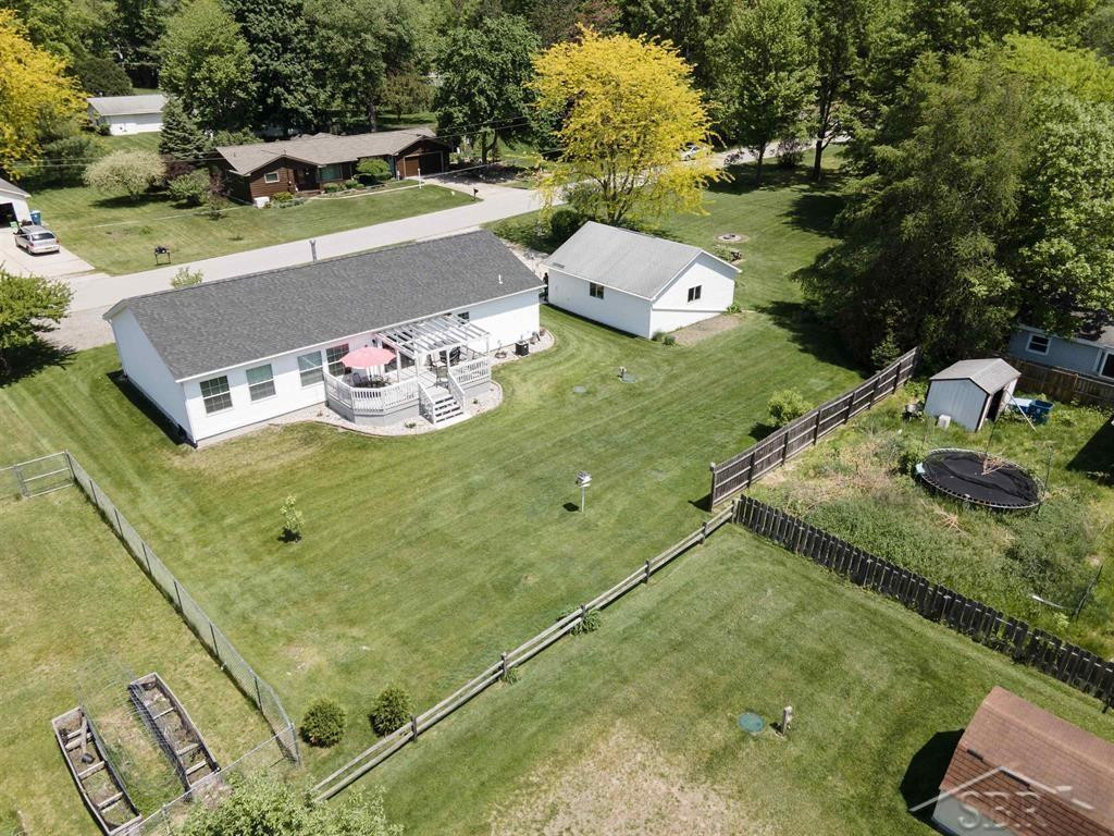 531 W Myrtle Street, Sanford, MI 48657 — Photo 37