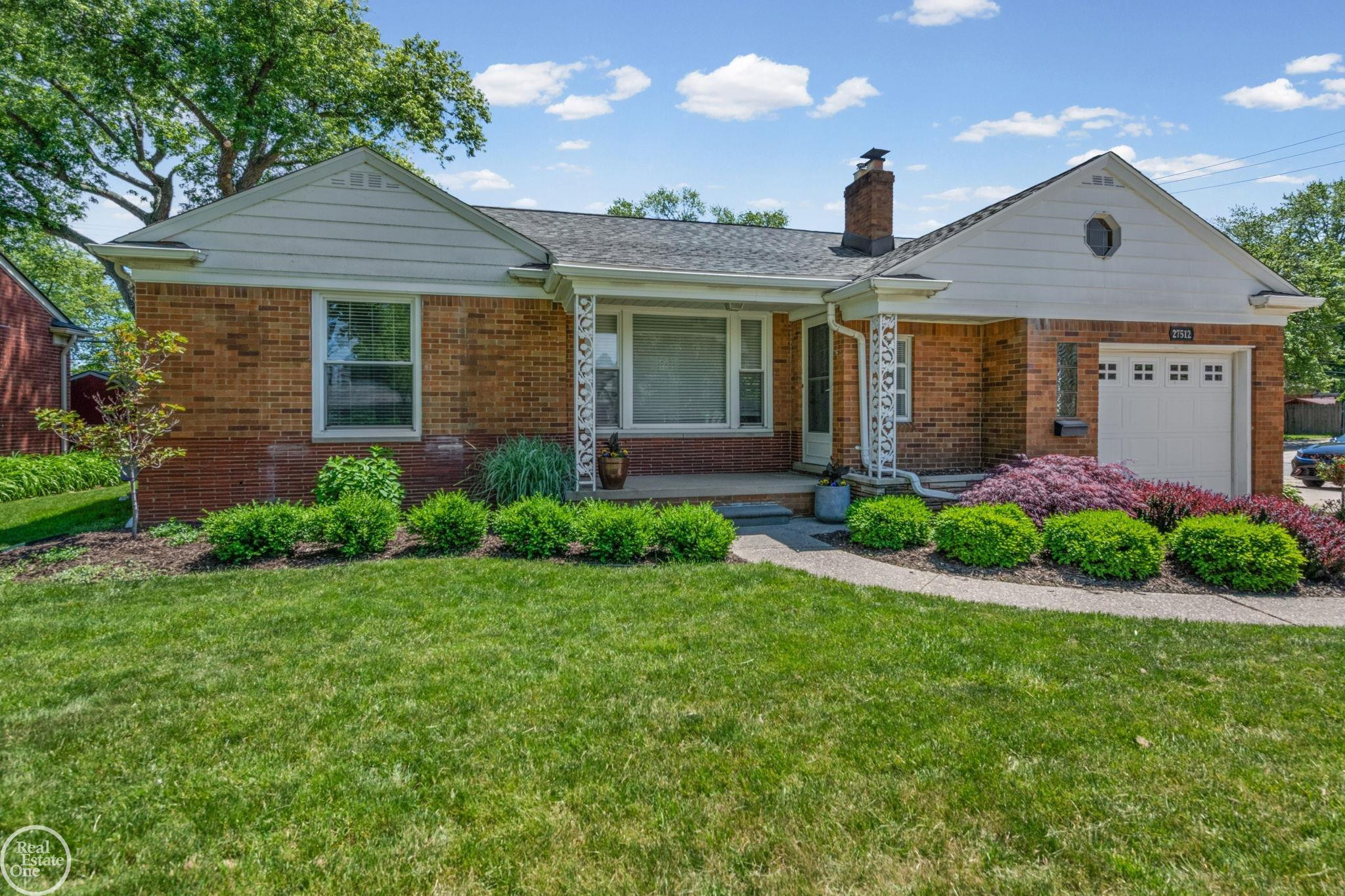 27512 Little Mack Avenue, Saint Clair Shores, MI 48082 — Photo 4