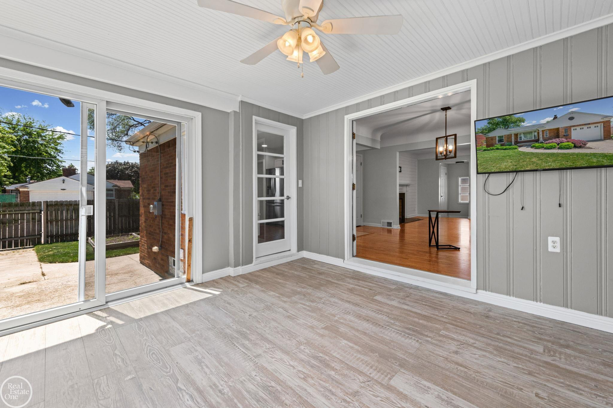 27512 Little Mack Avenue, Saint Clair Shores, MI 48082 — Photo 20