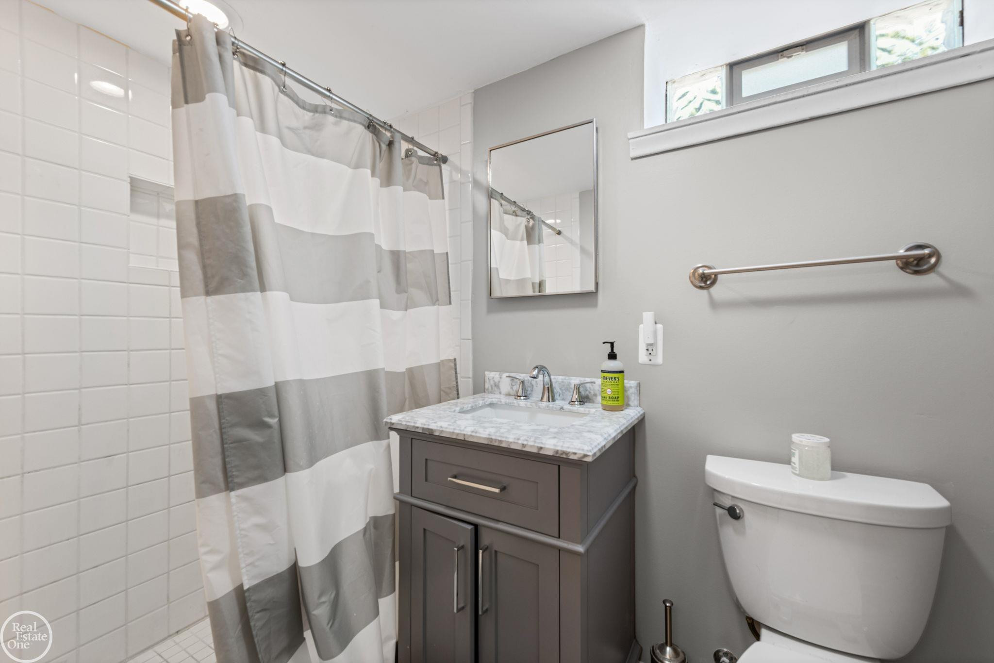 27512 Little Mack Avenue, Saint Clair Shores, MI 48082 — Photo 27