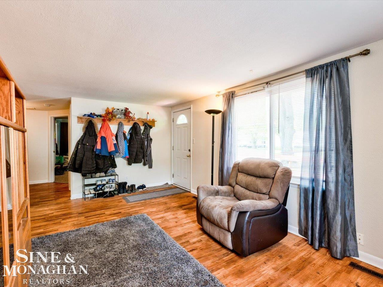 1471 S Packard Avenue, Burton, MI 48509 — Photo 5