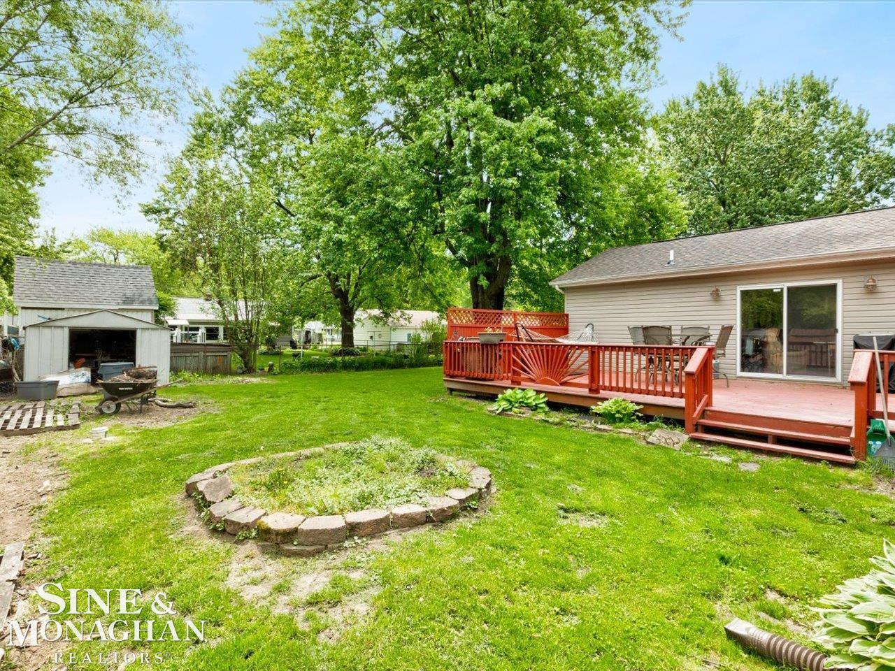 1471 S Packard Avenue, Burton, MI 48509 — Photo 27