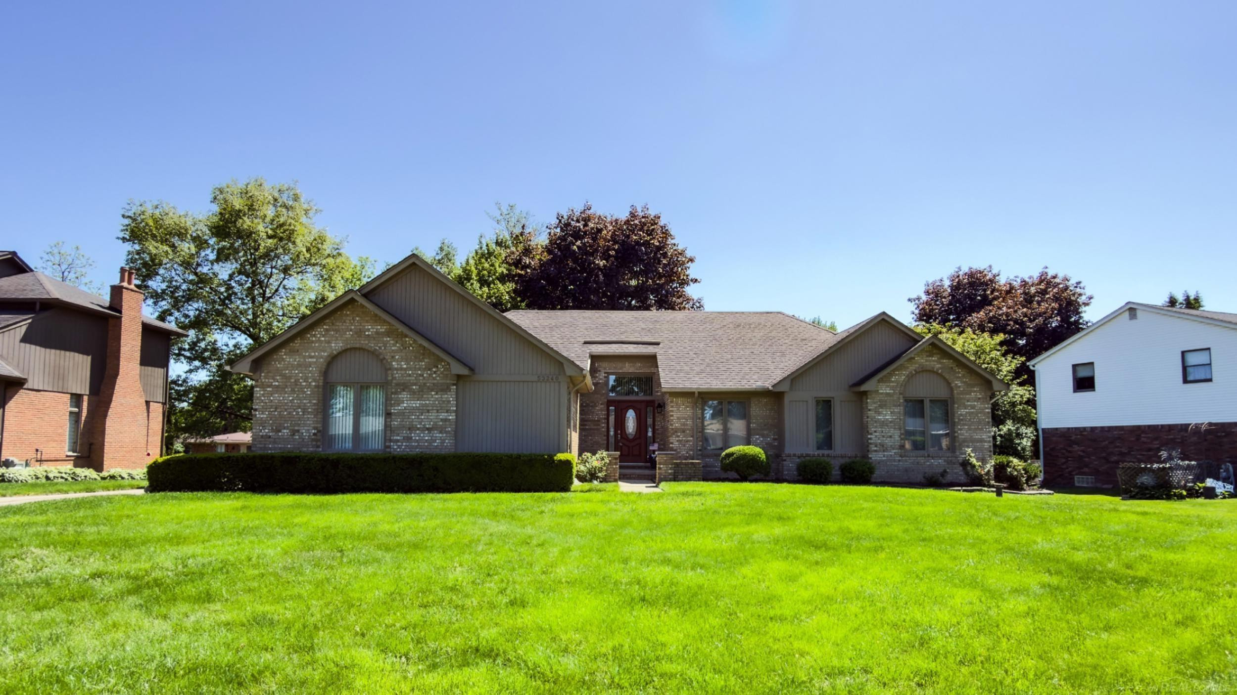53240 Hillside Drive, Utica, MI 48316 — Photo 4