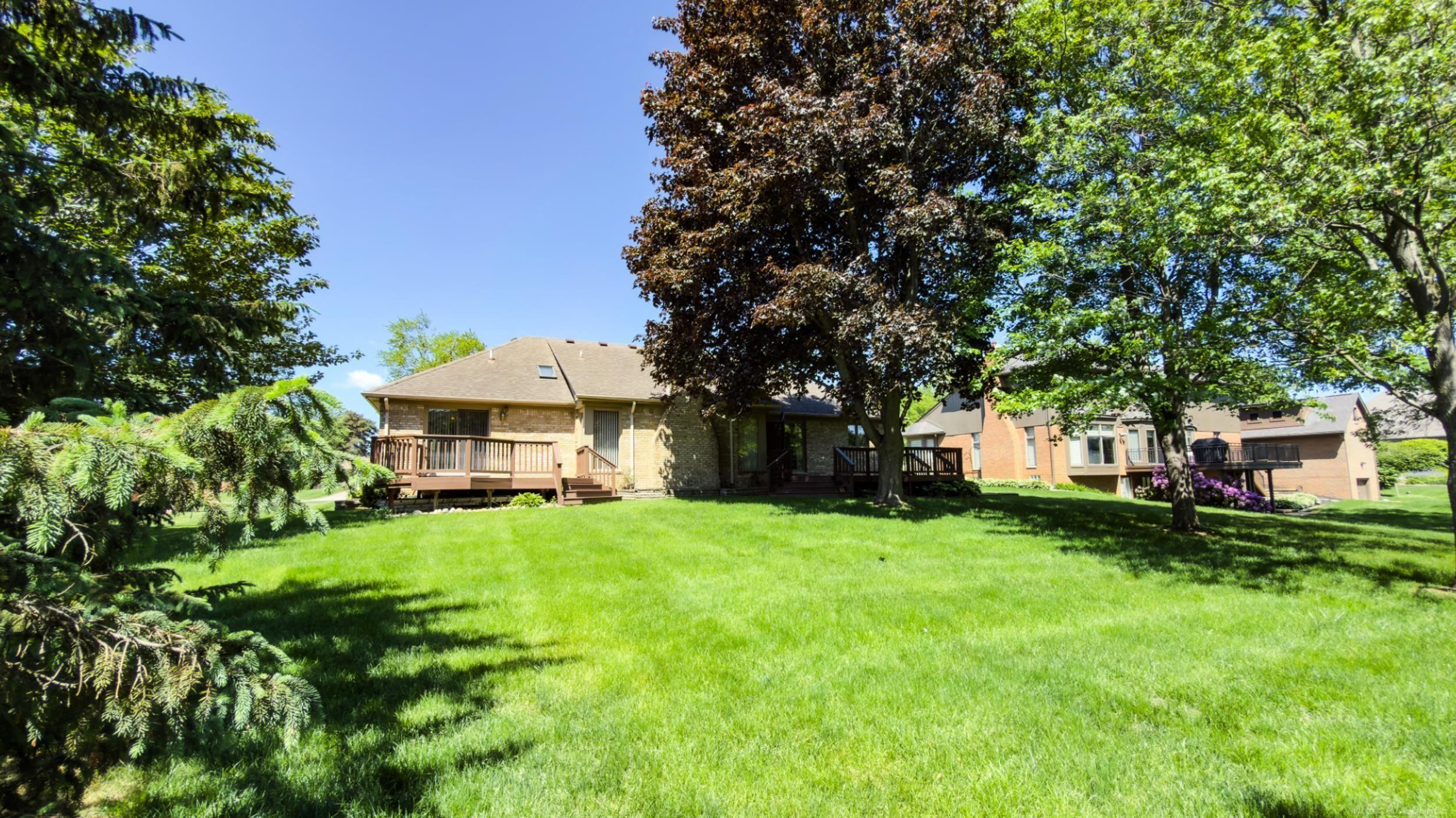 53240 Hillside Drive, Utica, MI 48316 — Photo 6