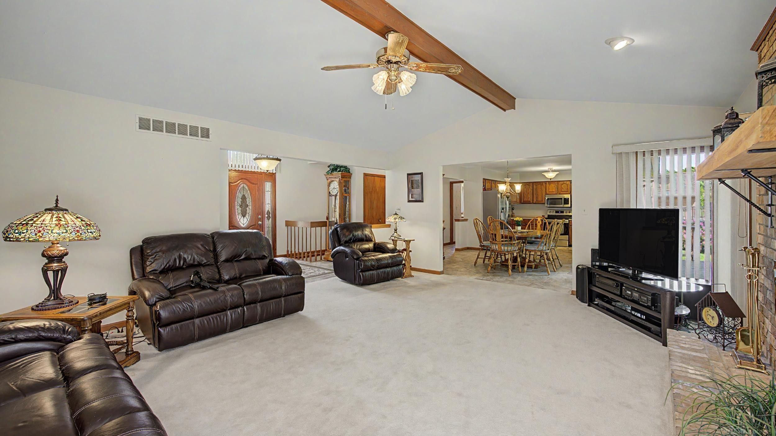 53240 Hillside Drive, Utica, MI 48316 — Photo 17