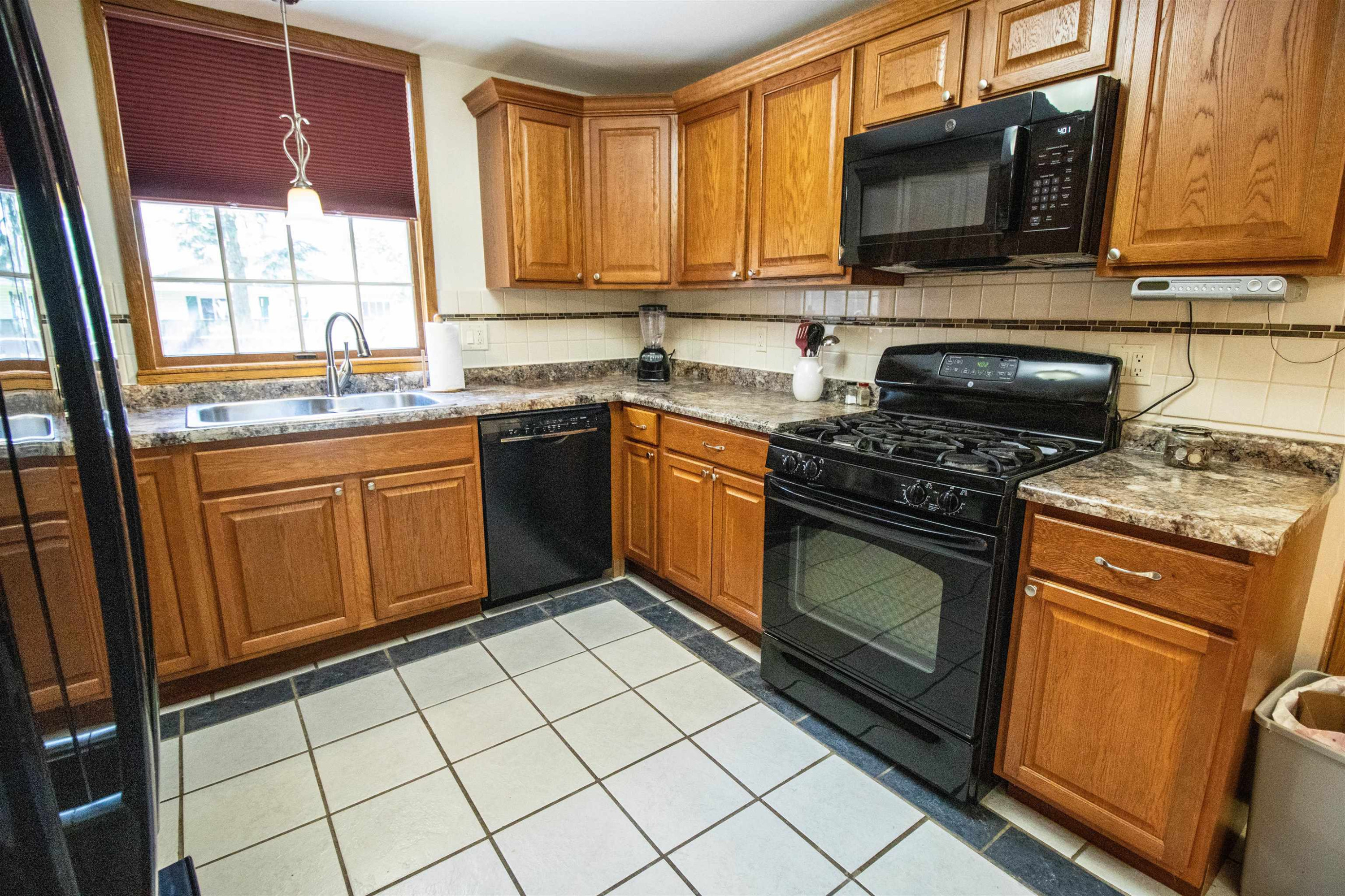 204 Clifford Street, Saint Charles, MI 48655 — Photo 12