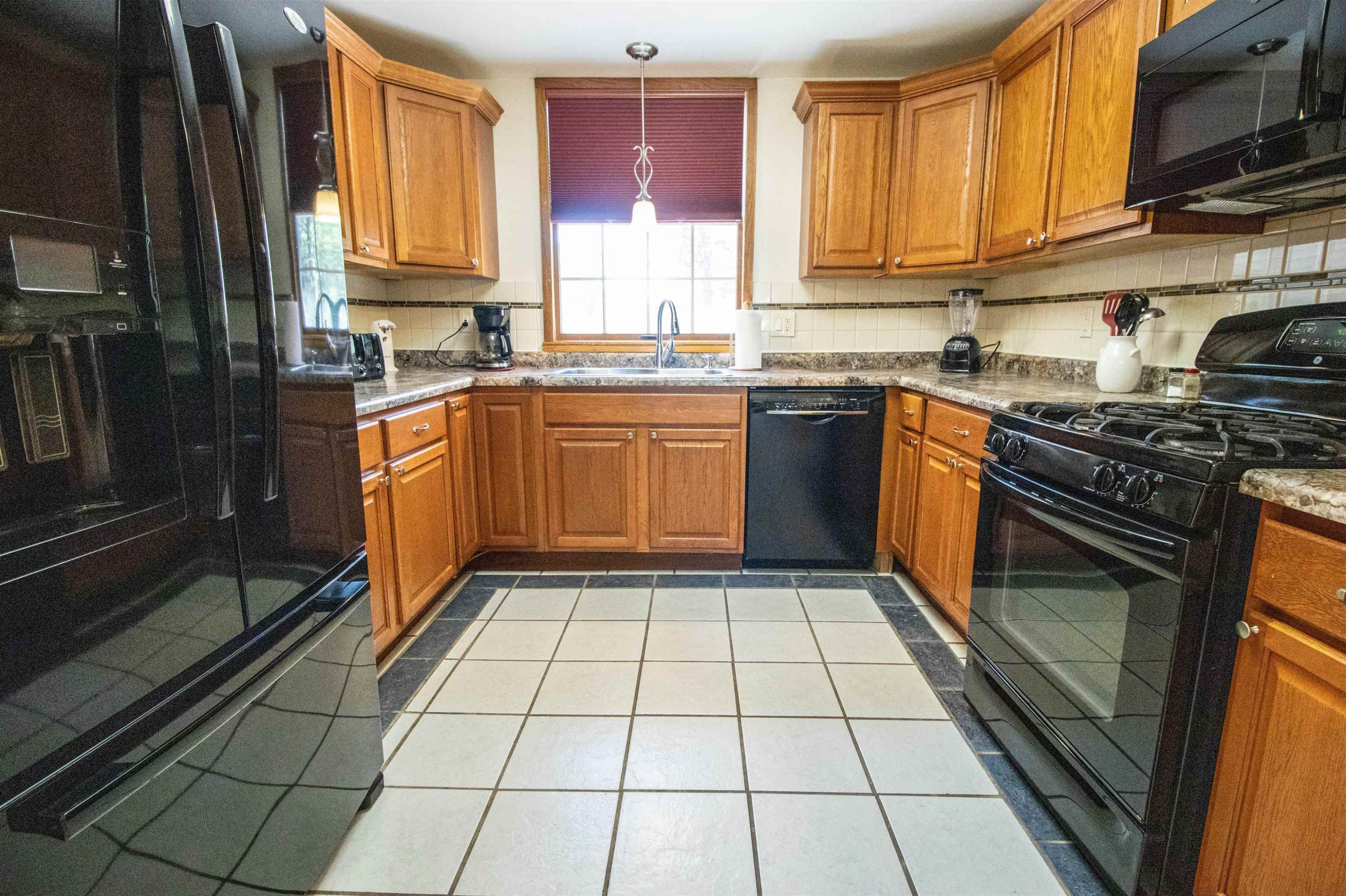 204 Clifford Street, Saint Charles, MI 48655 — Photo 13