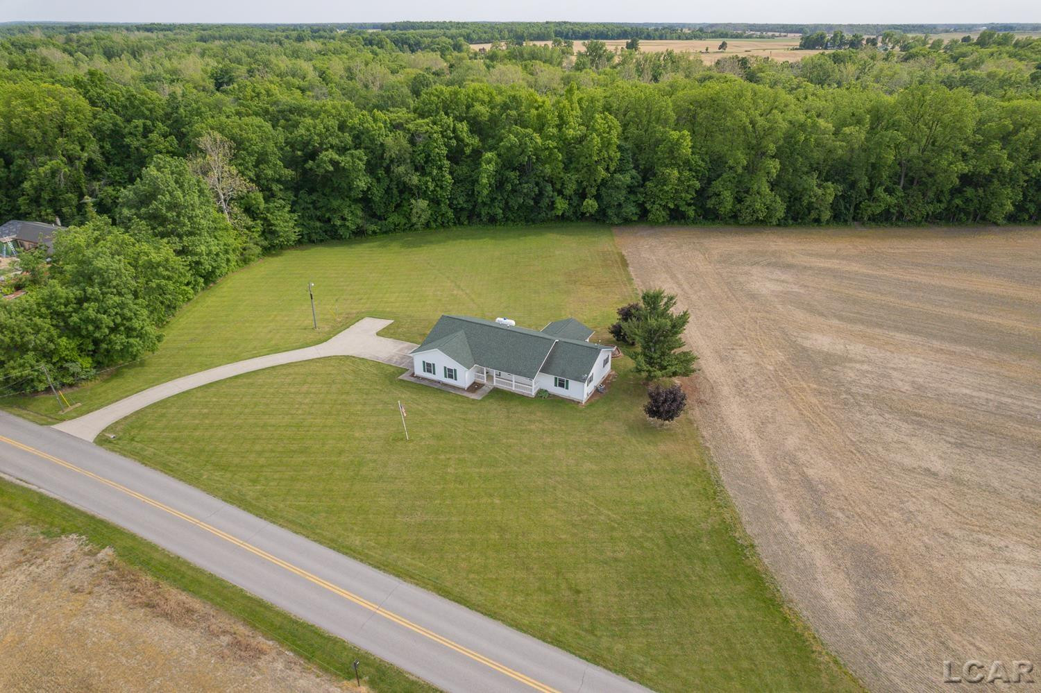 13525 Lawrence Road, Hudson, MI 49247 — Photo 43