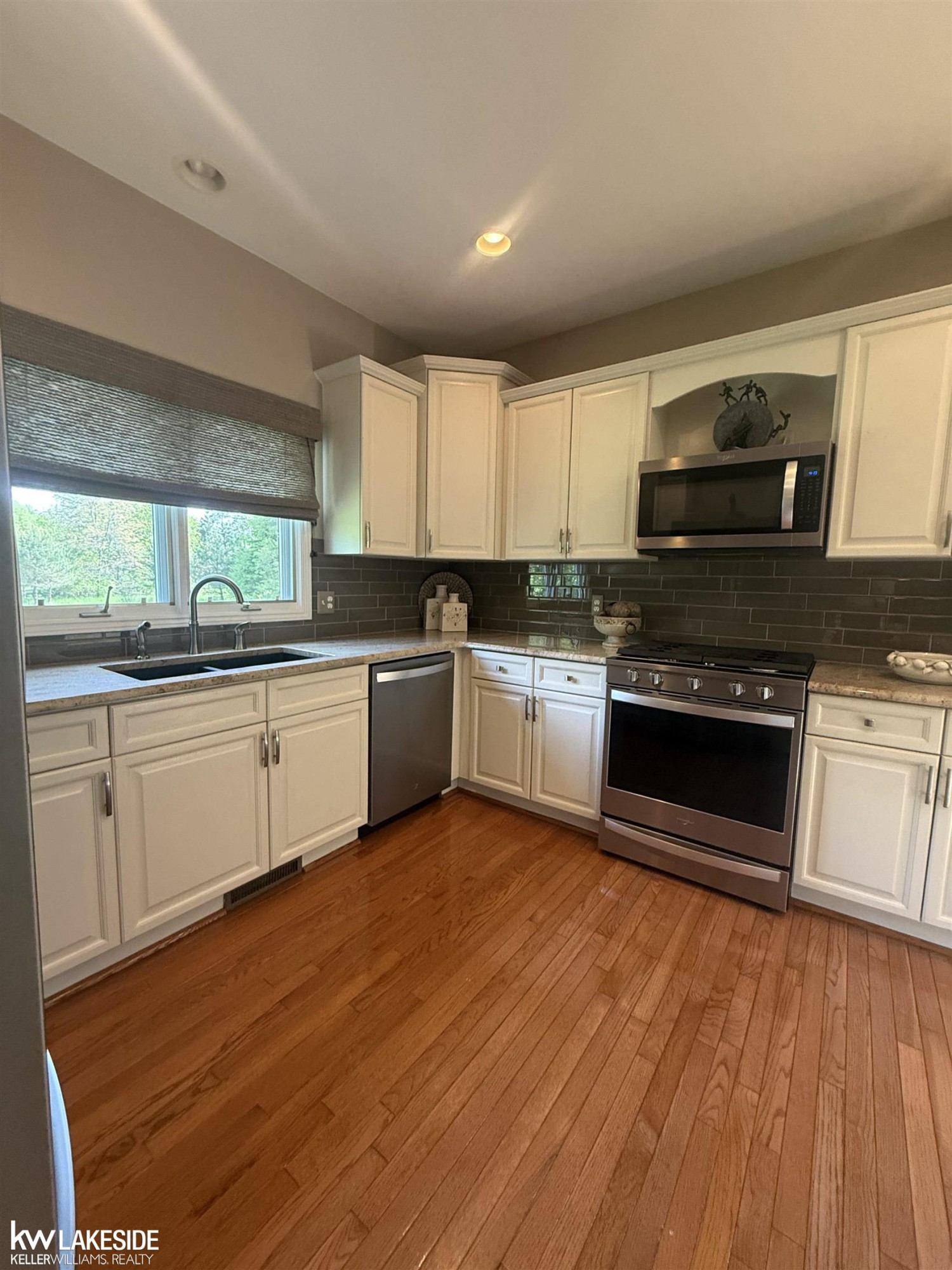 901 Jack Pine Drive, Rochester, MI 48306 — Photo 23