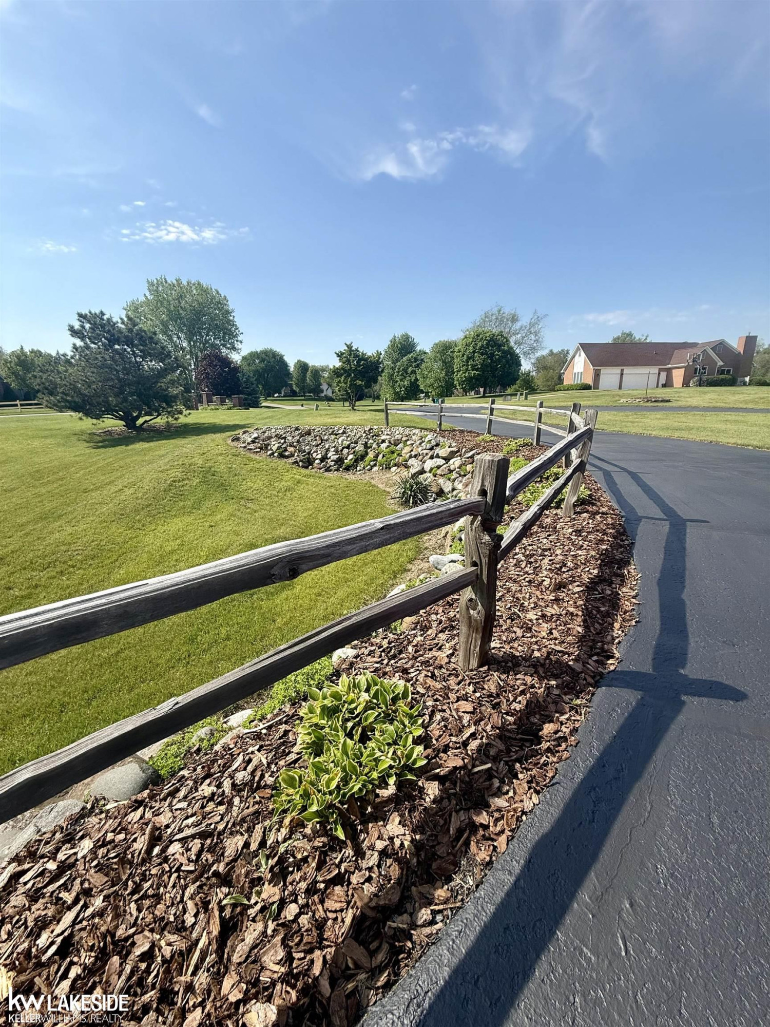901 Jack Pine Drive, Rochester, MI 48306 — Photo 38