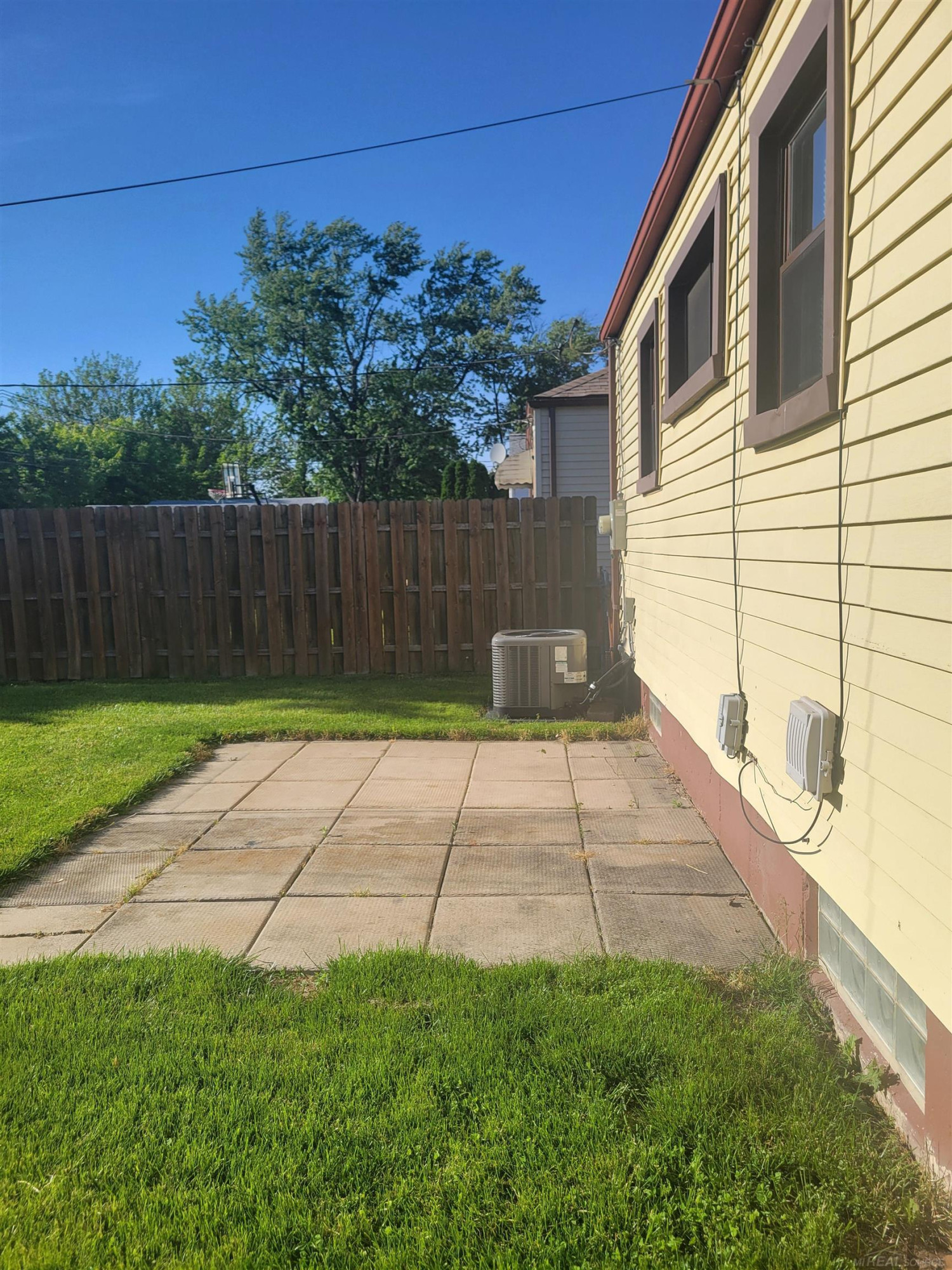 22087 Oakwood Avenue, Eastpointe, MI 48021 — Photo 21