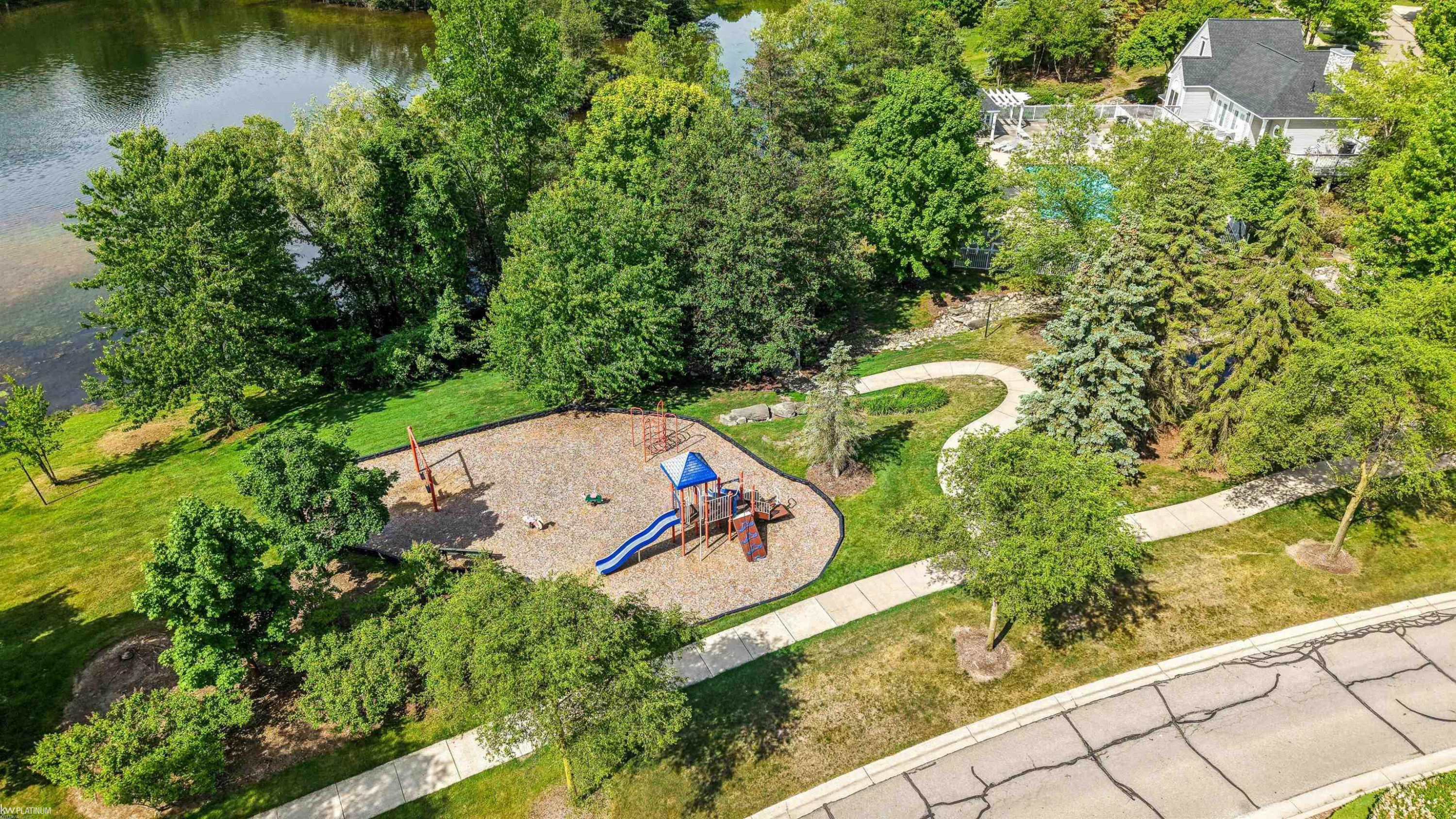 16805 Carriage Way, 23, MI 48168 — Photo 7