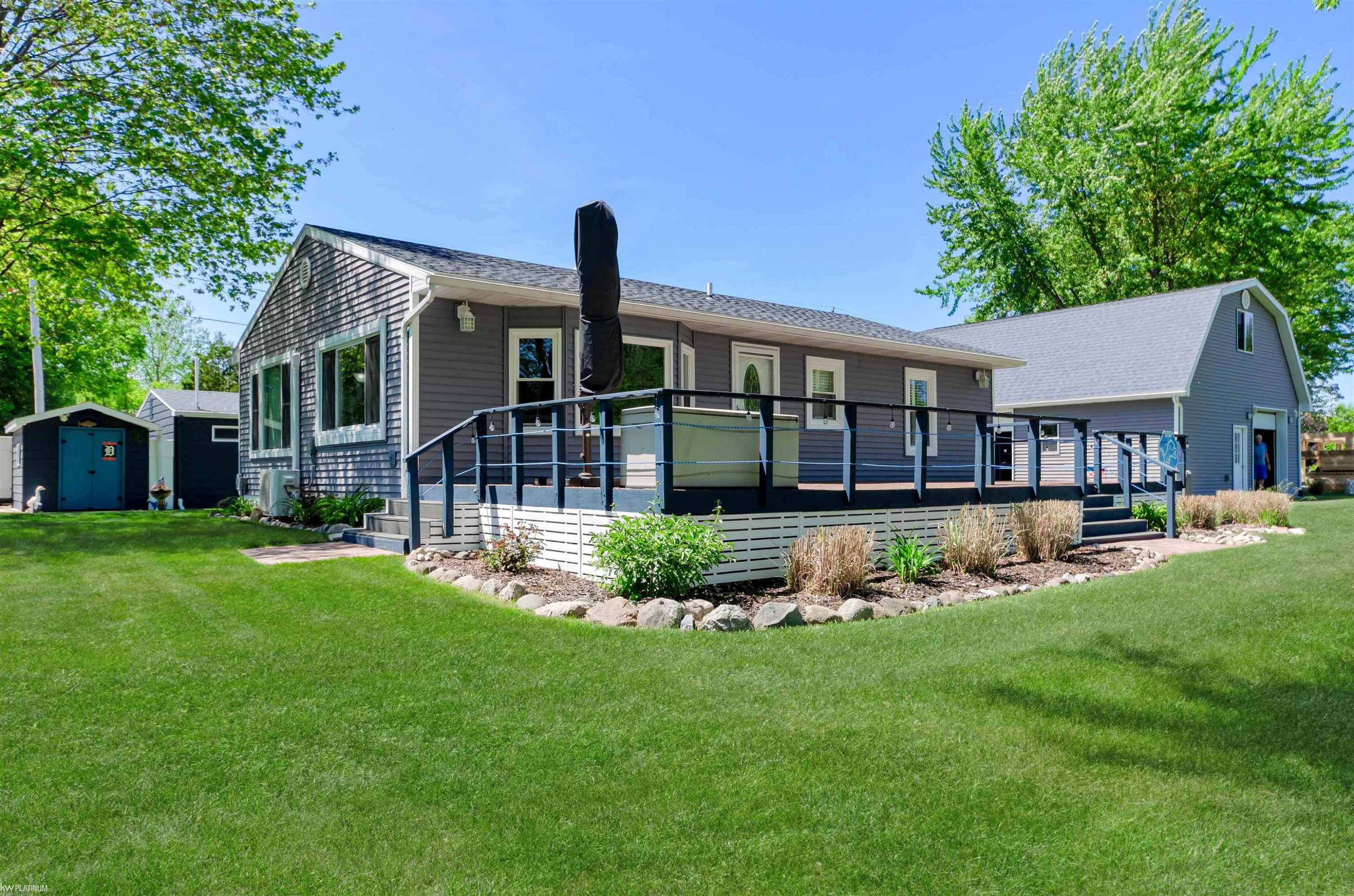 5397 Grouse Court, MI 48612 — Photo 10