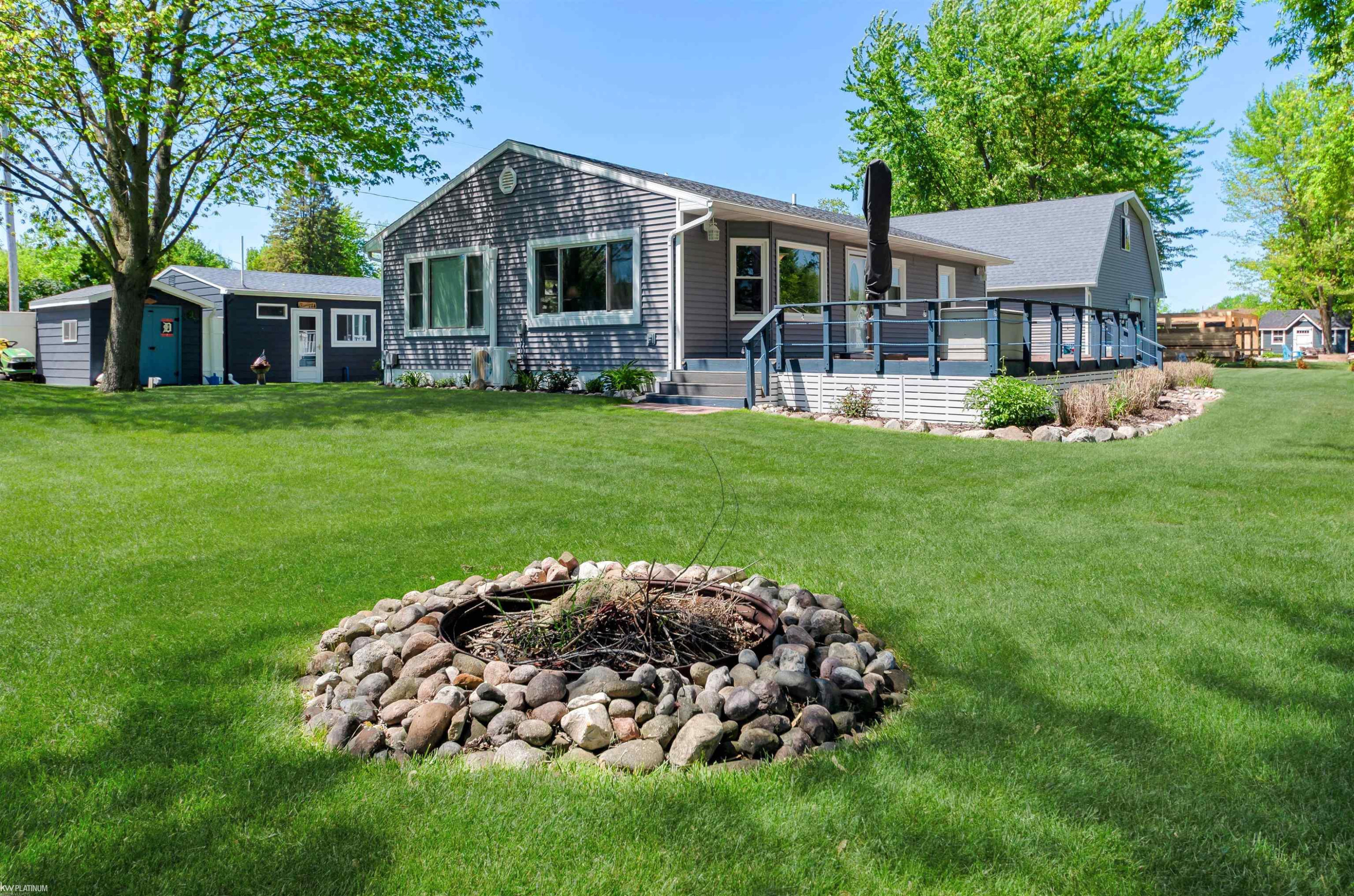 5397 Grouse Court, MI 48612 — Photo 11