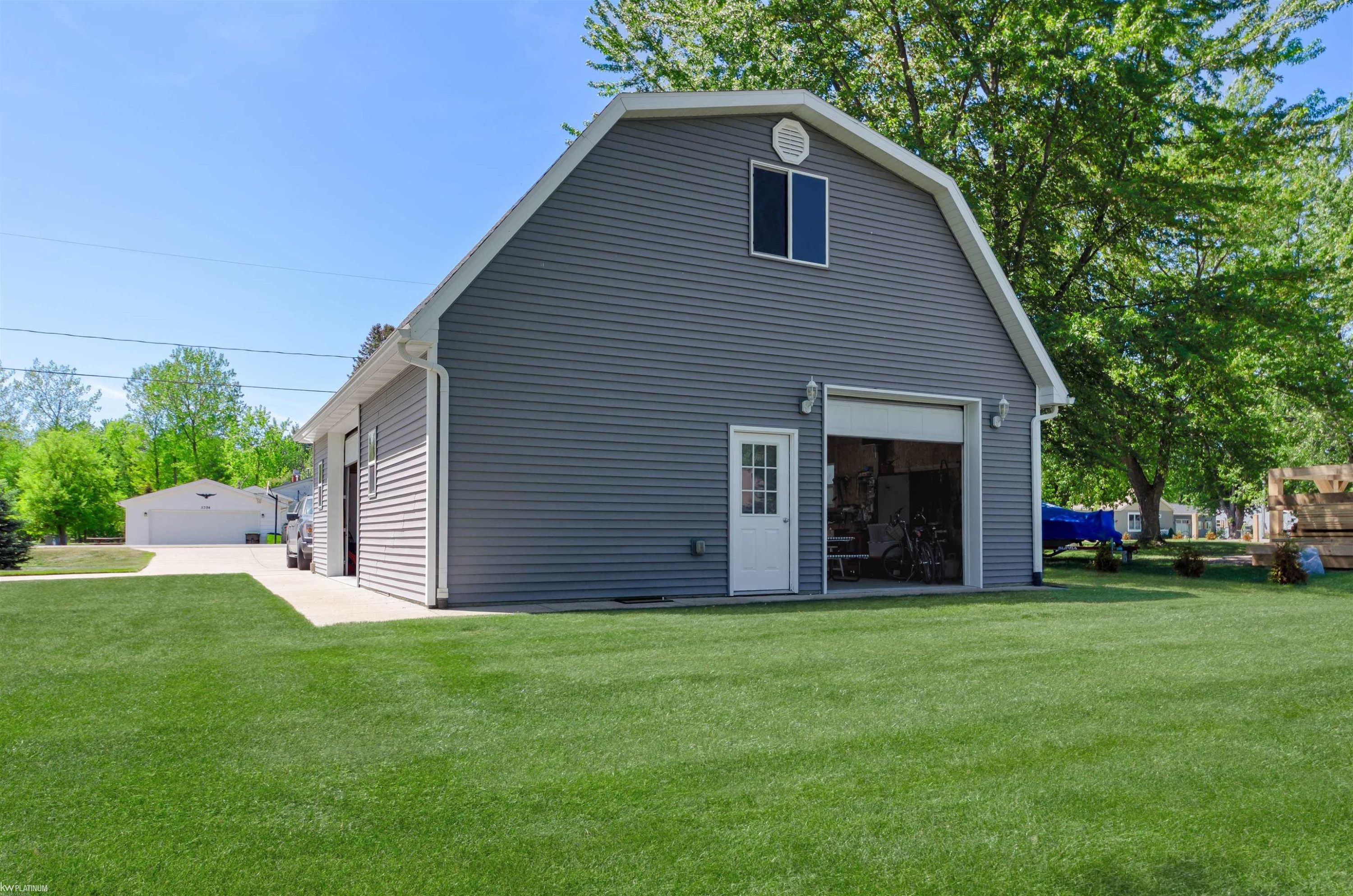 5397 Grouse Court, MI 48612 — Photo 17