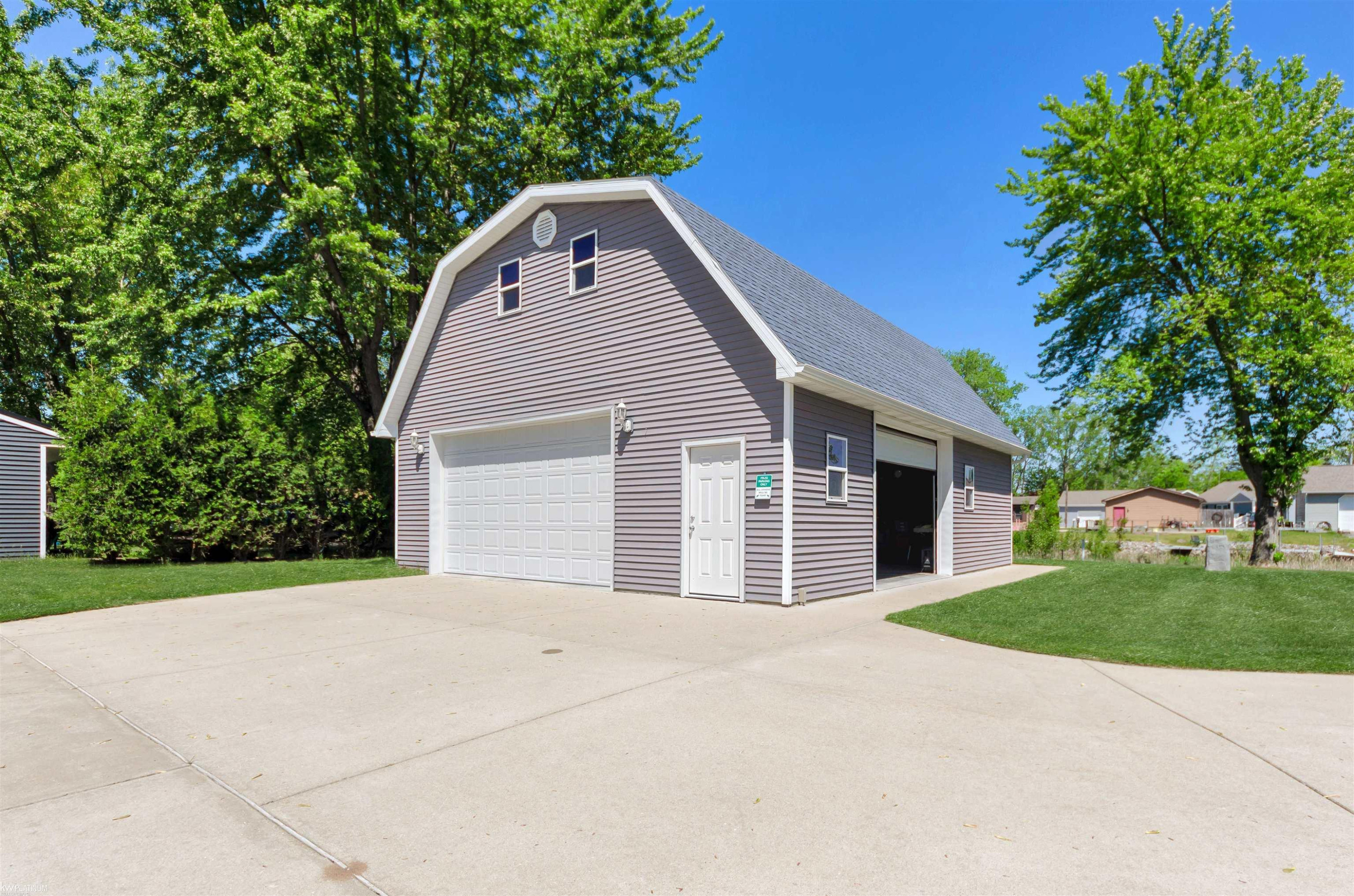 5397 Grouse Court, MI 48612 — Photo 19