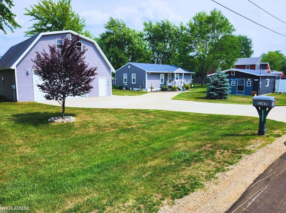 5397 Grouse Court, MI 48612 — Photo 20