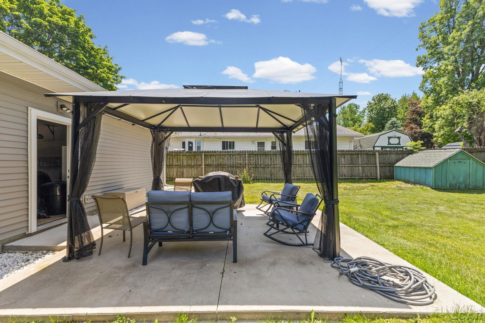 224 Kingsberry Court, Blissfield, MI 49228 — Photo 20