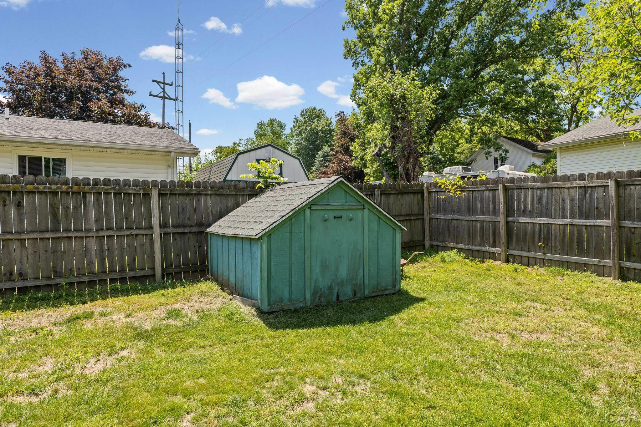 224 Kingsberry Court, Blissfield, MI 49228 — Photo 21