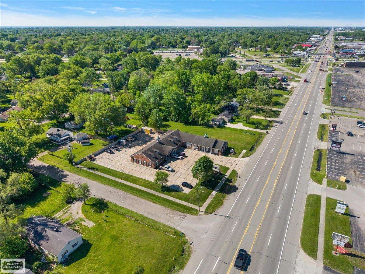 37244 S Groesbeck Highway, Clinton Twp, MI 48036 — Photo 15