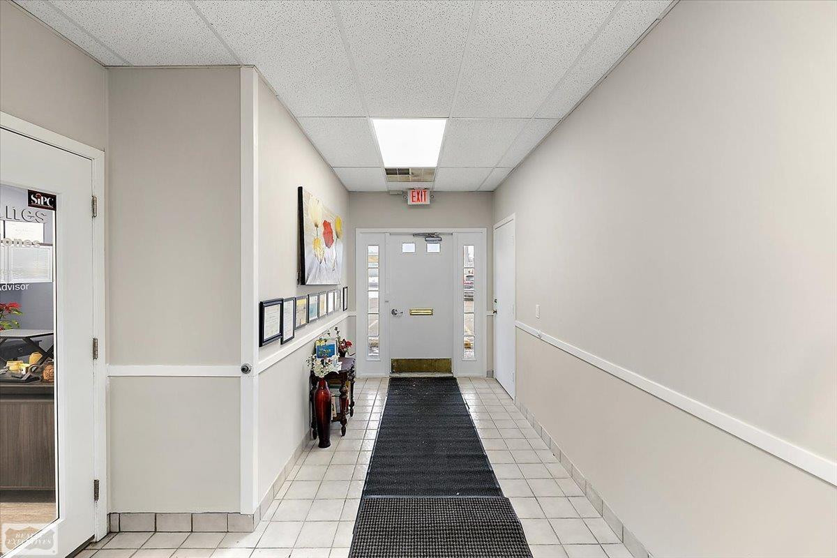 37244 S Groesbeck Highway, Clinton Twp, MI 48036 — Photo 58